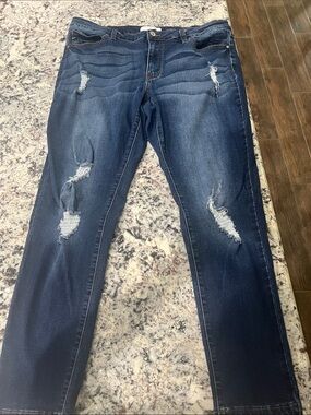 Kancan 2XL Women's Distressed Dark Blue Slim Jeans